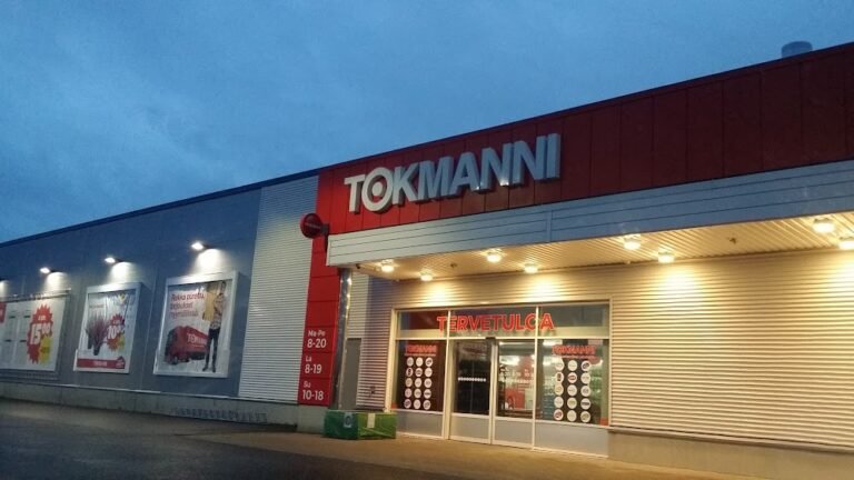 etsi kuva tokmannin myymalasta kaarinassa
