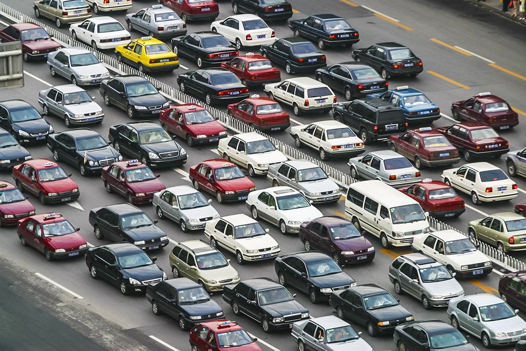 Miten Trafi ohjaa autojen liikennekäyttöön liittyviä asioita