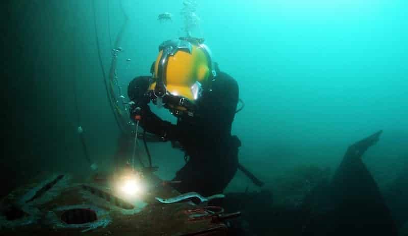 Miten pääsen sukellus hitsaaja koulutukseen Suomessa
