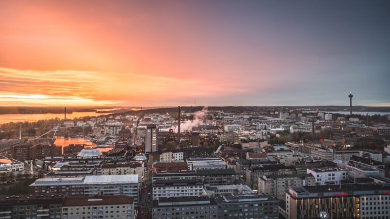 kuva tampereen kauniista kaupunkimaisemasta